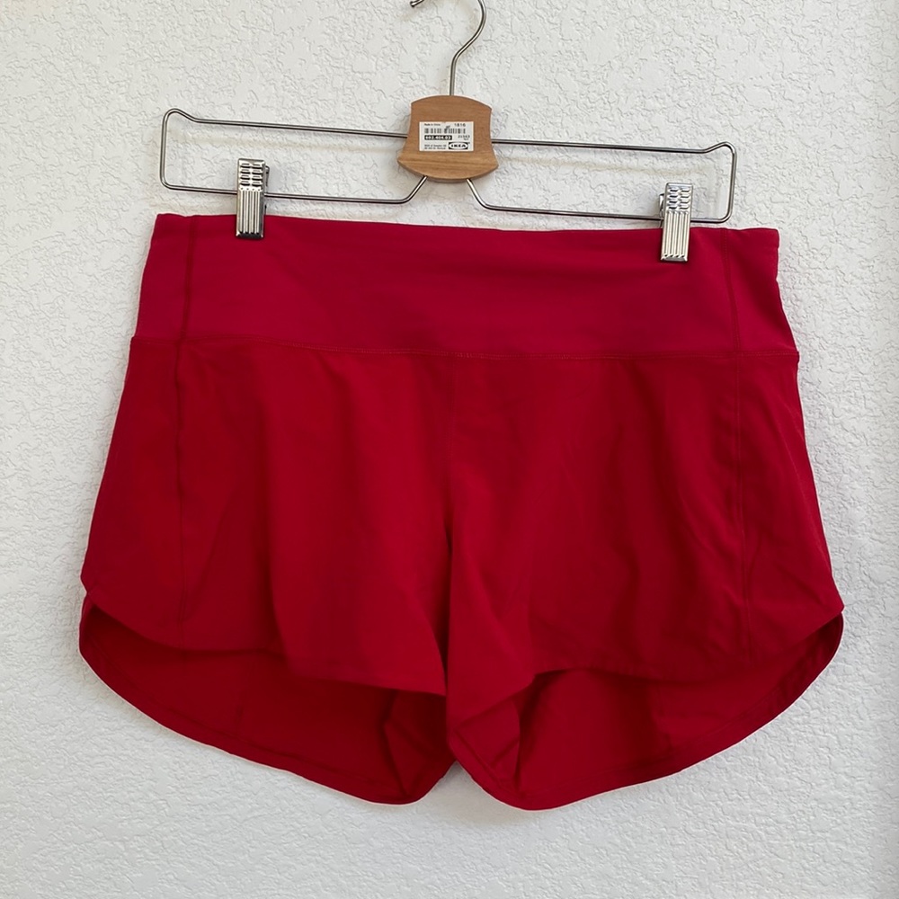 LULULEMON RED SHORTS